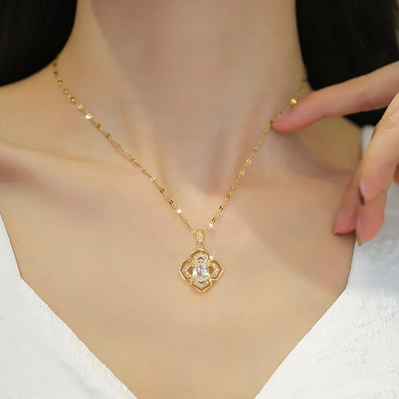 316L Stainless Steel Gold Plated Elegant Charm Crystal Flower Pendant Necklace
