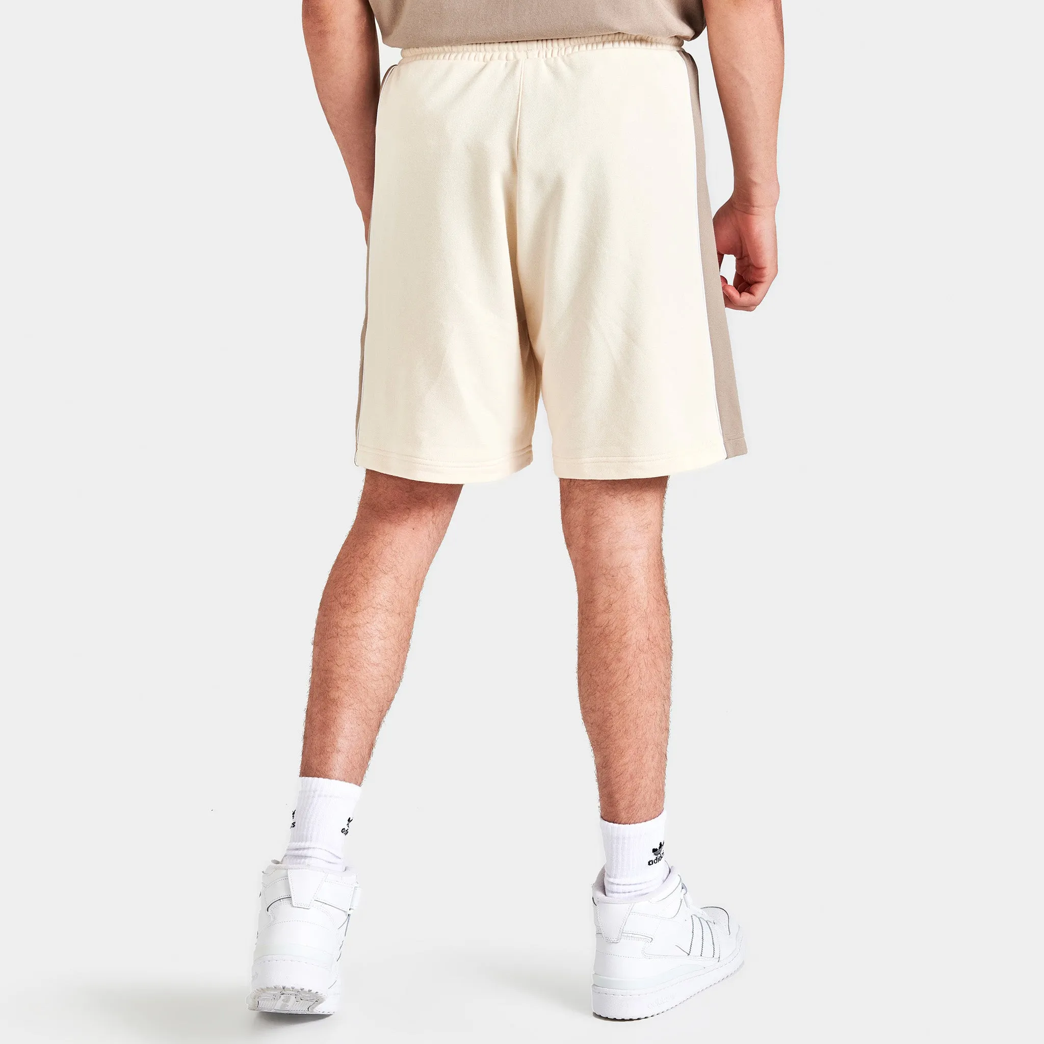 adidas Originals Itasca Shorts Khaki / Wonder White
