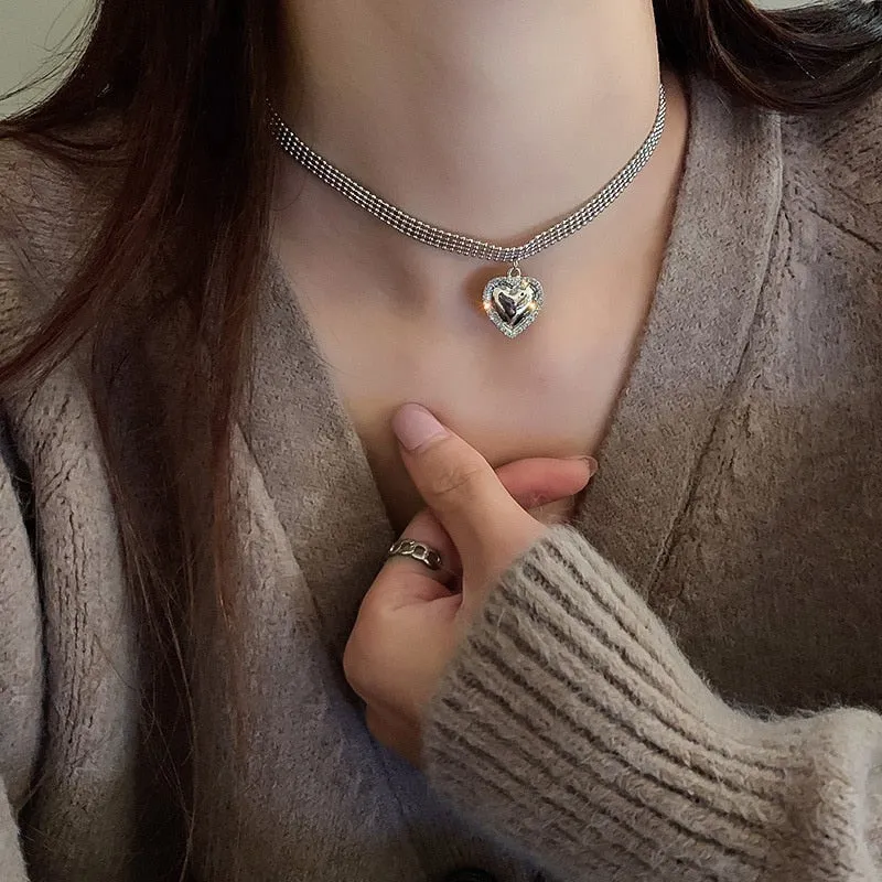 Korean Style Geometric Chokers Necklaces for Women Silver Color Heart Pendant Necklaces