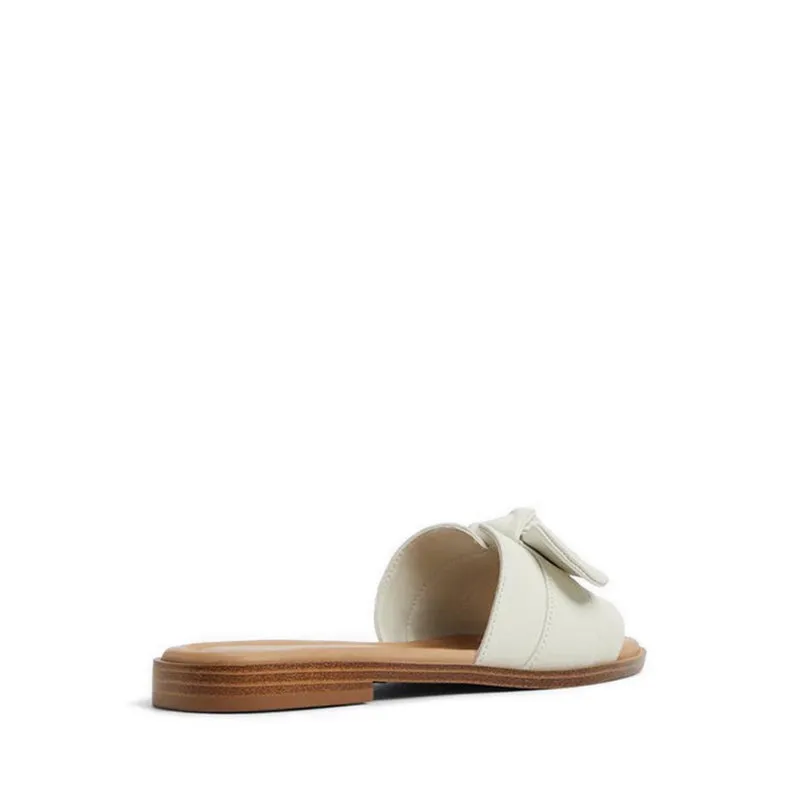 Lavinia Flat Sandals - White