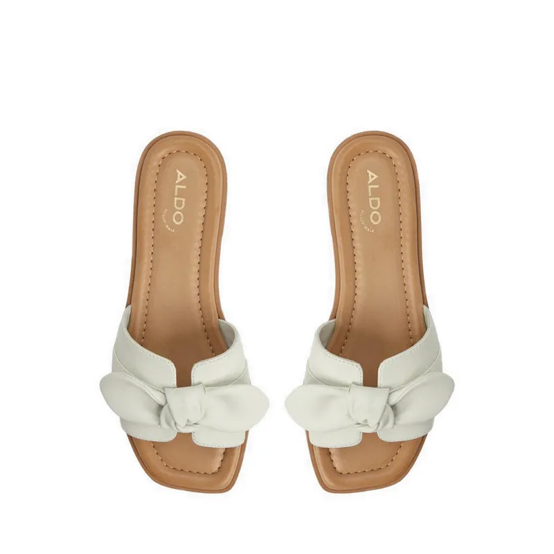 Lavinia Flat Sandals - White