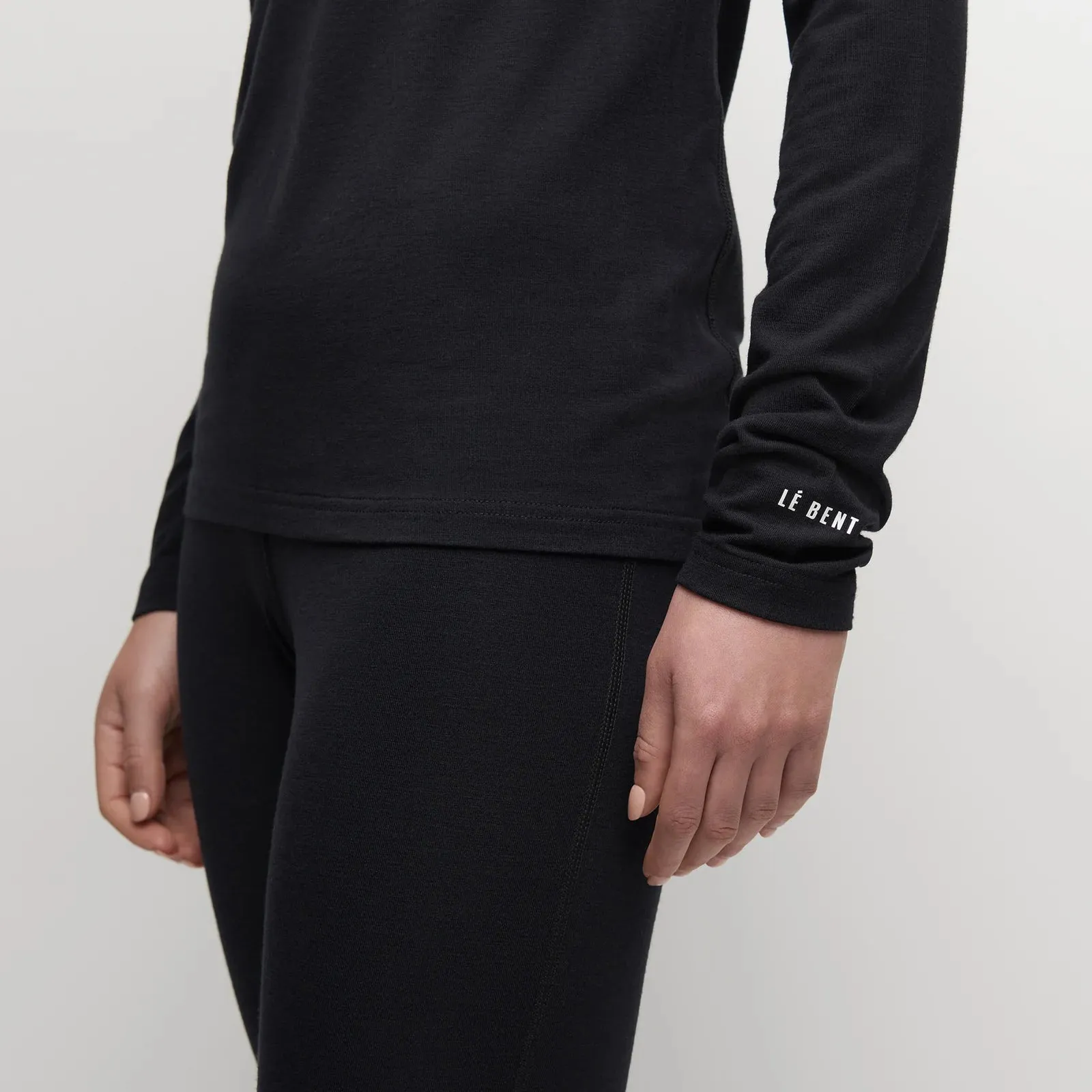 Le Bent Womens Core Light Weight Crew Base Layer Black