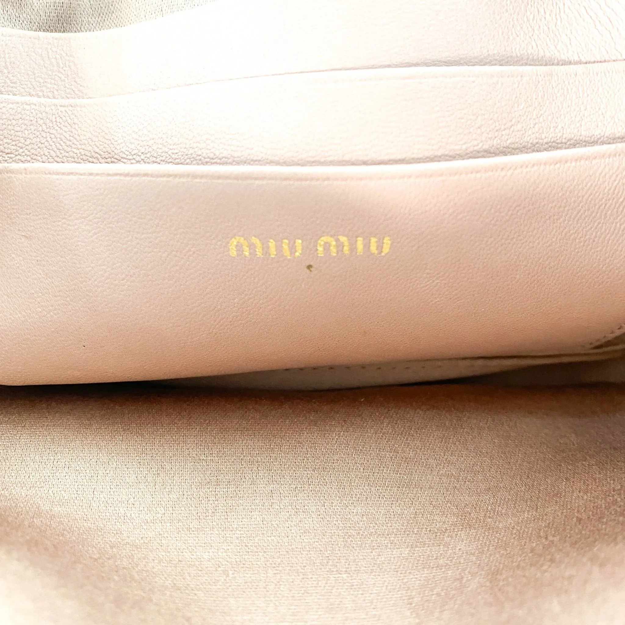 Matelassé Leather Crossbody bag