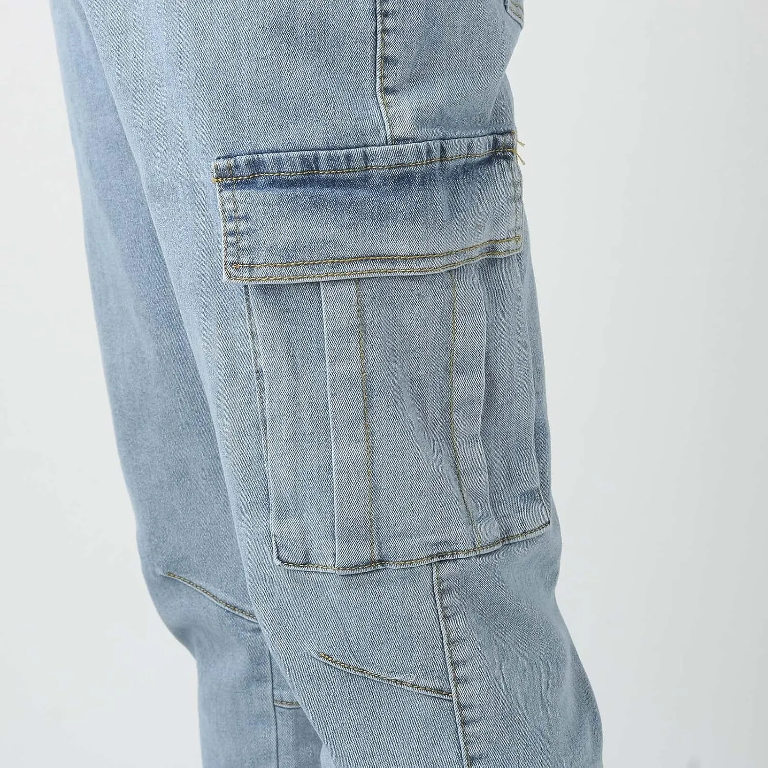 Mens Slim Fit Cargo Jeans Straight Leg Denim Work Utility Pants Streetwear Hip Hop Cargo Jogger Pants Casual Skinny Jeans