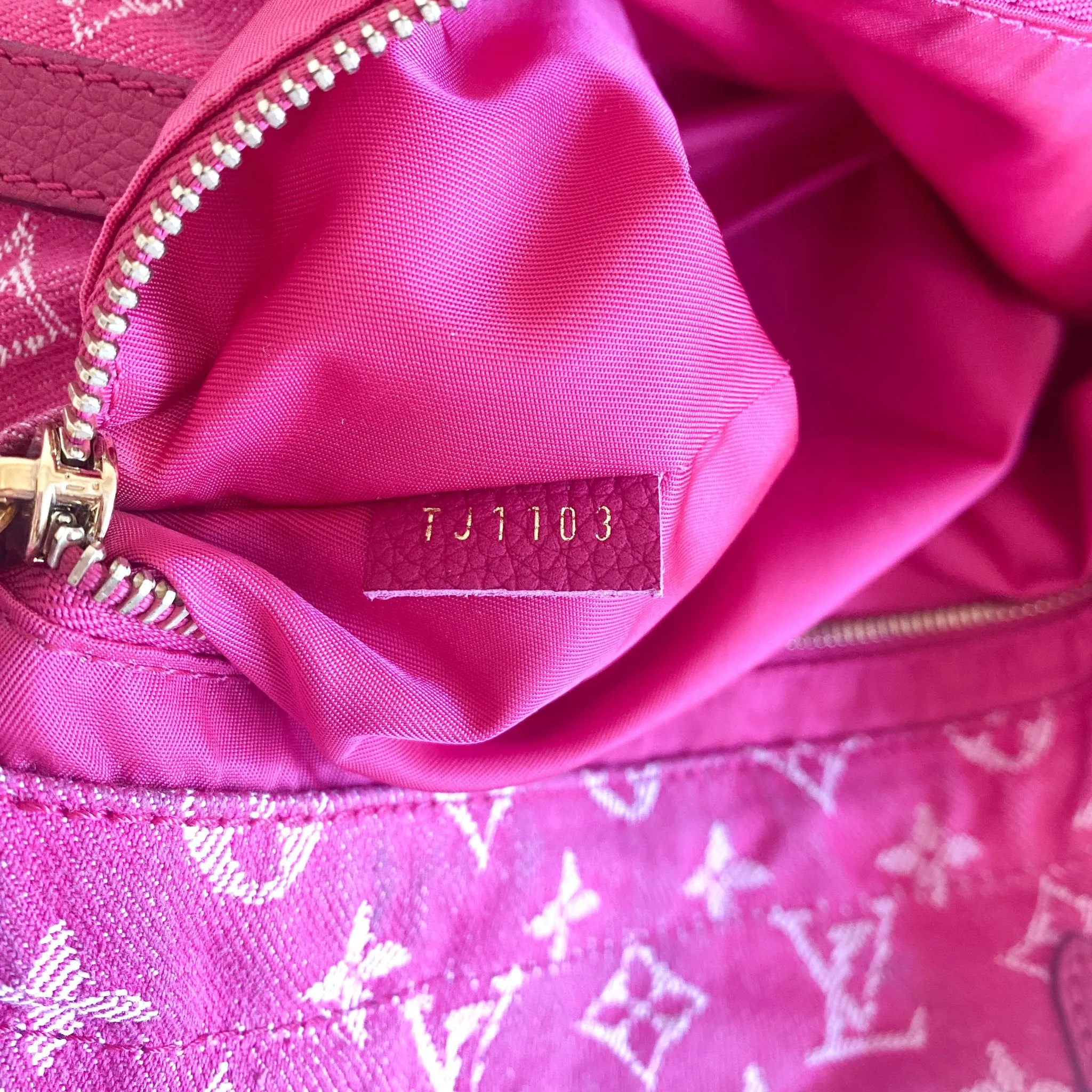 Pink Monogram Denim Noefull M40870