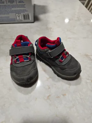 Stride rite 360-sneakers Grey, blue/red - size Shoes:           5 & 5.5 (Little Kid)