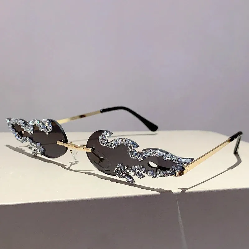 VAIGE Dazzling Fire-Shaped Rhinestone Sunglasses in Bold Red and Shimmering Gold