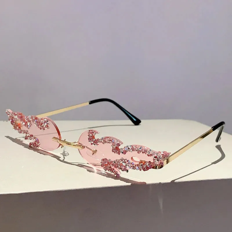 VAIGE Dazzling Fire-Shaped Rhinestone Sunglasses in Bold Red and Shimmering Gold