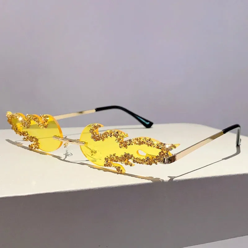 VAIGE Dazzling Fire-Shaped Rhinestone Sunglasses in Bold Red and Shimmering Gold