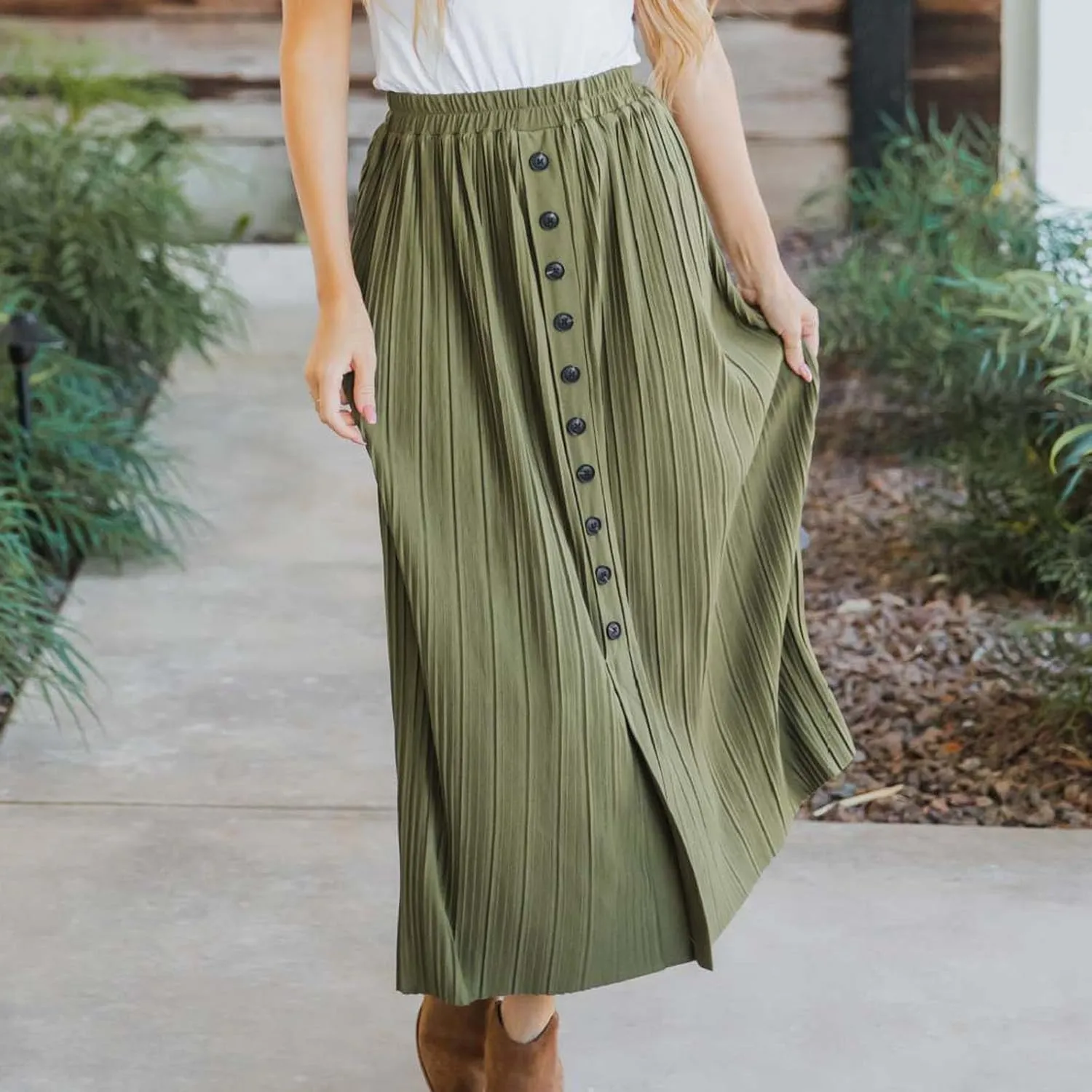 Women's Pleated Midi Skirt Flowy Summer Pleated High Waisted Casual Button Front Skirts with Pockets